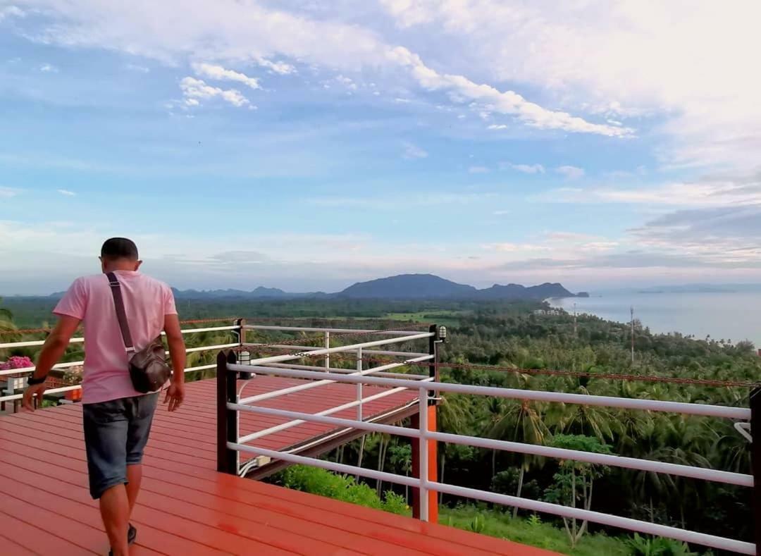 Happy Resort Khanom Exteriör bild